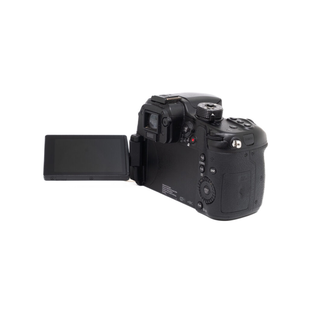Lumix GH4-3 Panasonic Lumix GH4 (SC 7500) - Käytetty