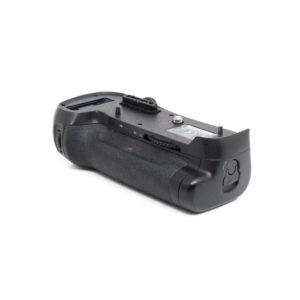 Nikon MB-D12-2 Nikon MB-D12 akkukahva (sis. ALV 25,5%) - Käytetty