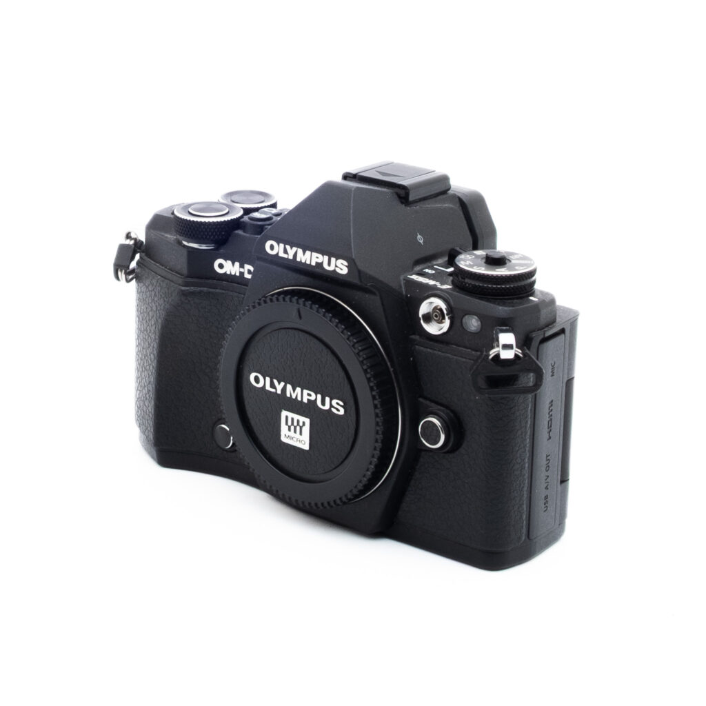 Olympus E-M5 II-5 Olympus OM-D E-M5 Mark II (SC 4500) - Käytetty