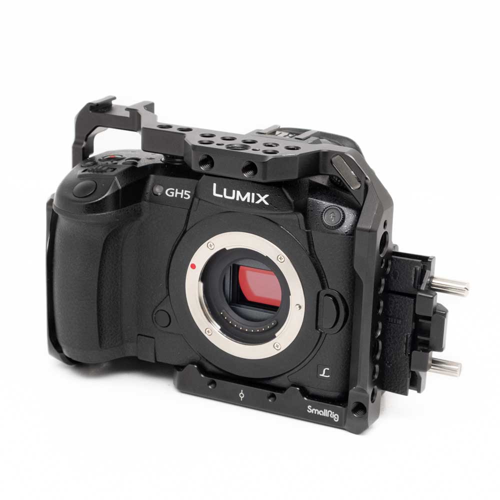 Panasonic Lumix GH5-häkillä-2 Panasonic Lumix GH5 + Smallrig häkki - Käytetty