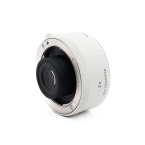 Sony FE 2x Tele Converter (Kunto K5, takuu 6kk) - Käytetty