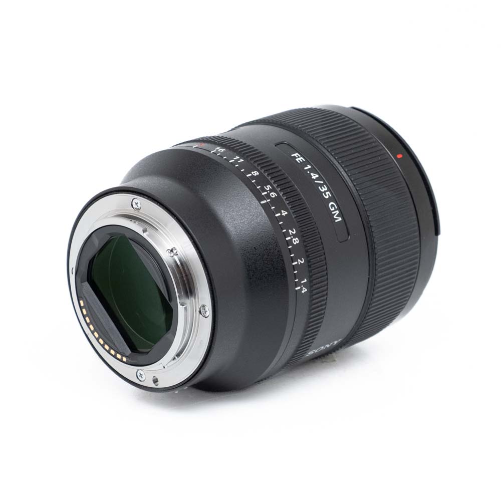 Sony FE 35mm f/1.4 GM (Kunto K5, Takuu 12kk) - Käytetty