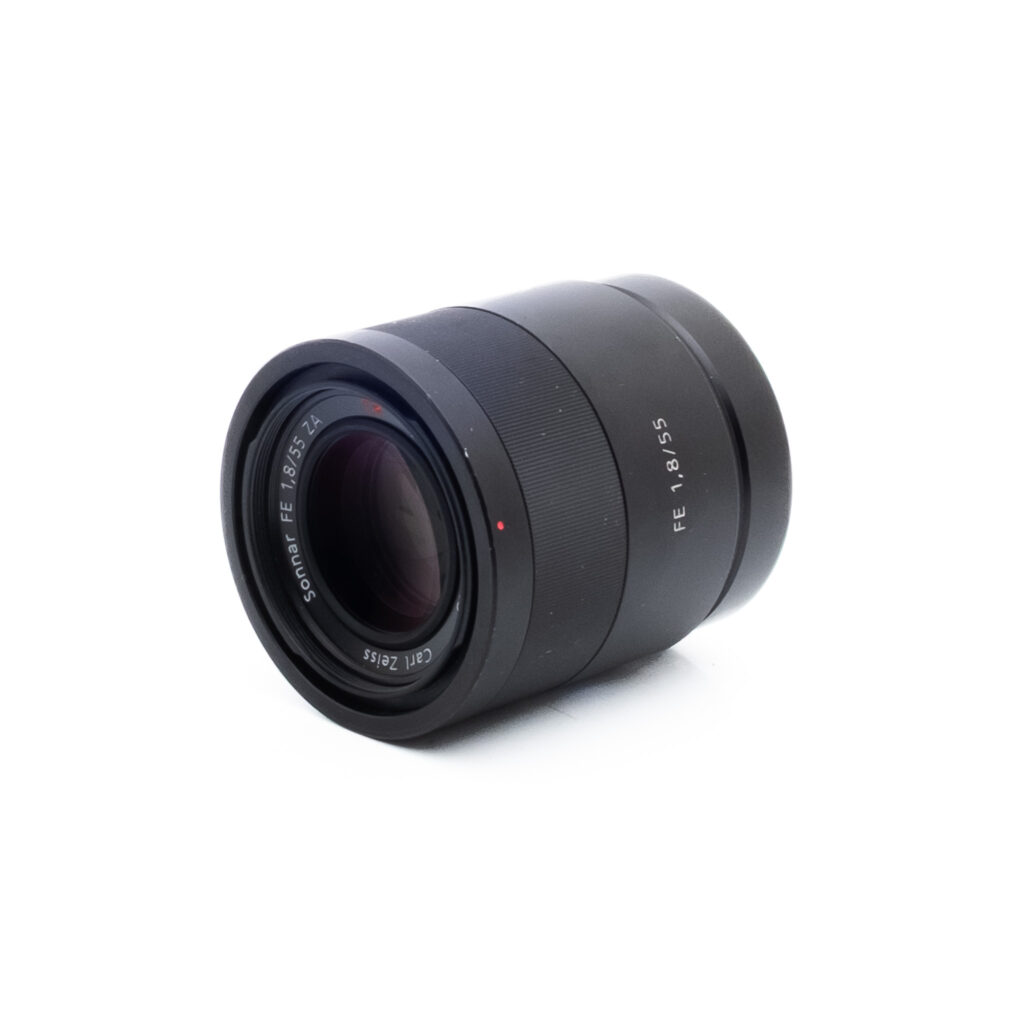Sony 55mm f18 ZA-2-2 Sony FE Sonnar T* 55mm f/1.8 ZA - Käytetty