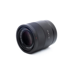 Sony 55mm f18 ZA-2-2 Sony FE Sonnar T* 55mm f/1.8 ZA - Käytetty