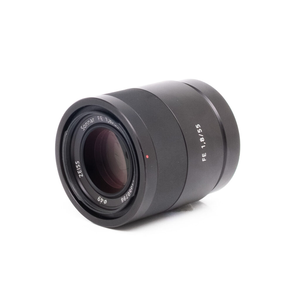 Sony 55mm f18 ZA-2-3 Sony FE Sonnar T* 55mm f/1.8 ZA - Käytetty