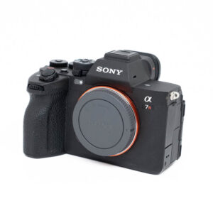 Sony A7R V (SC 26800, Kunto K5, takuu 6kk) – Käytetty