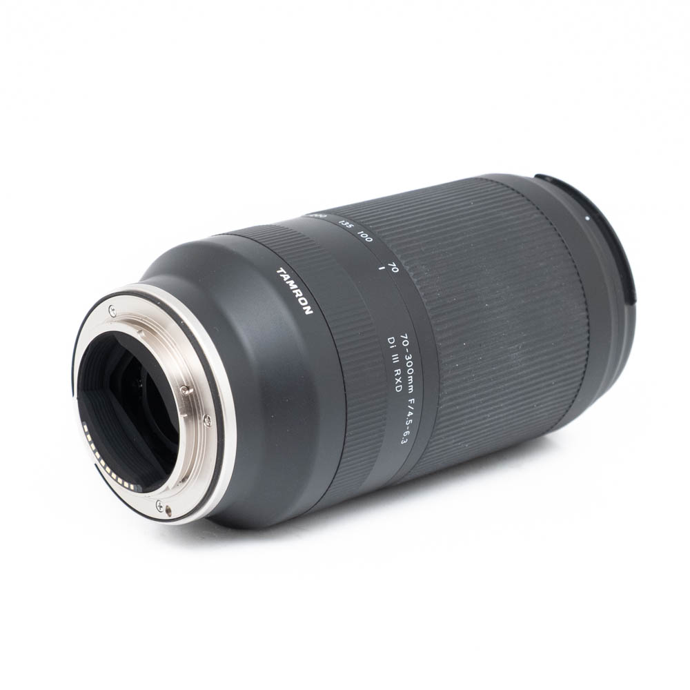 Tamron 70-300mm Sony-3 Tamron 70-300mm f/4.5 - 6.3 Di III RXD Sony E (Kunto K5, takuu 12kk) – Käytetty