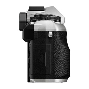 om_system_om-5_mark_ii_hopea_01 OM System OM-5 Mark II + 14-150mm f/4 - 5.6 II