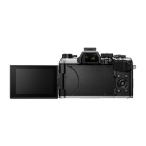 om_system_om-5_mark_ii_hopea_03 OM System OM-5 Mark II + 14-150mm f/4 - 5.6 II