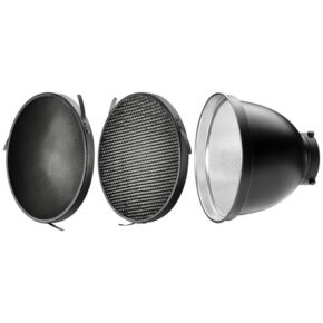 1611229292_948 The picture shows Westcott's 70-degree wide reflector with Bowens mounting: on the left are two black honeycomb meshes and on the right a silver reflector dish designed for studio lighting.