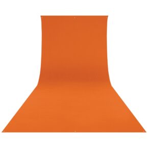 1674046520_346 Westcott Wrinkle-Resistant Backdrop, Tiger Orange (2,7 x 6,1m) tarjoaa saumattoman, sileän pinnan, joka kaartuu lattian päälle, ihanteellinen tasaisesti valaistuihin valokuvaus- tai videokuvauksiin, joissa ei ole näkyviä esineitä tai kuvioita.