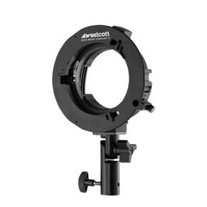 1745911350_144 Musta Westcott Quick-Mount S-Bracket 2 (Bowens), jossa on säädettävä kiinnike, joka on suunniteltu valokuvaus- tai videovalaistuslaitteiden kiinnittämiseen, näkyy valkoista taustaa vasten.