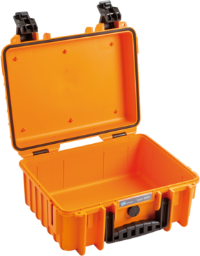 800q-01_112253 The B&W Type 3000 Hard Camera Case (empty), Orange is an open, empty, hard orange protective case with handle and two black latches, with a standard interior for safe storage or transport of items.