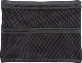 800q-01_112349 BW OUTDOOR CASES MESHBAG /MB FOR TYPE 6000 on suorakulmainen musta verkkopussi, jossa on kaksi vetoketjullista lokeroa - yksi yläosassa ja yksi keskellä - ja joka on suunniteltu järjestämään tavarat ja sallimaan sisällön osittainen näkyvyys.