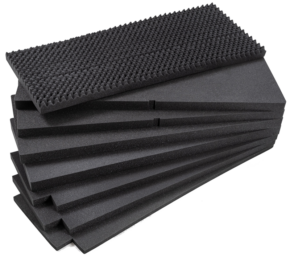 800q-01_123596 BW OUTDOOR CASES PRE-CUT FOAM /SI FOR TYPE 7300 (NOT PRE-CUTTED) tarjoaa äänenvaimennukseen ja melunvaimennukseen suunniteltuja akustisia vaahtomuovilevyjä, jotka soveltuvat äänitysstudioihin tai -huoneisiin.