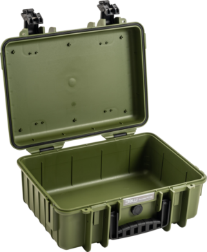 800q-01_126529 BW OUTDOOR CASES TYPE 4000 / BRONZE GREEN (EMPTY) is a durable, open-top hard case featuring black latches and a handle, reinforced corners, a ribbed exterior and an empty interior with a simple moulded lid.