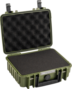 800q-01_126539 The bronze-green BW OUTDOOR CASES TYPE 1000, which contains pre-cut foam, has been opened, revealing the black foam padding on the lid and base. The case has sturdy latches, a handle and a front flap.