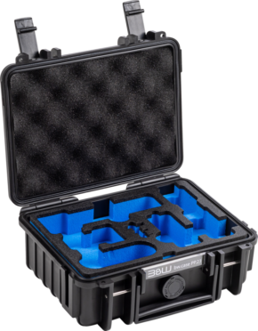 800q-01_127062 Mustassa BW Outdoor Case Type 500 for DJI Osmo Pocket 3 Creator Combo -laukussa on kova kuori, avoin kansi, räätälöity sininen vaahtomuovinen sisustus turvallista laitteiden säilytystä varten ja kuvioitu vaahtomuovinen kansi lisäsuojaa varten.