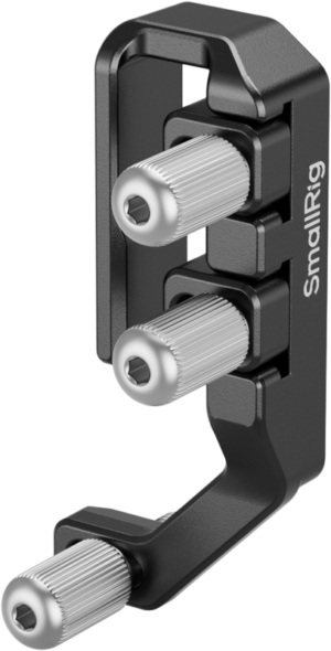 800q-01_134089 The SmallRig 5592 USB-C & Multi Cable Clamp for Sony FX2 Cages is a black metal accessory with three silver-coloured knobs and a clamp-like design, used for attaching camera cables or mounting to the FX2 cage.