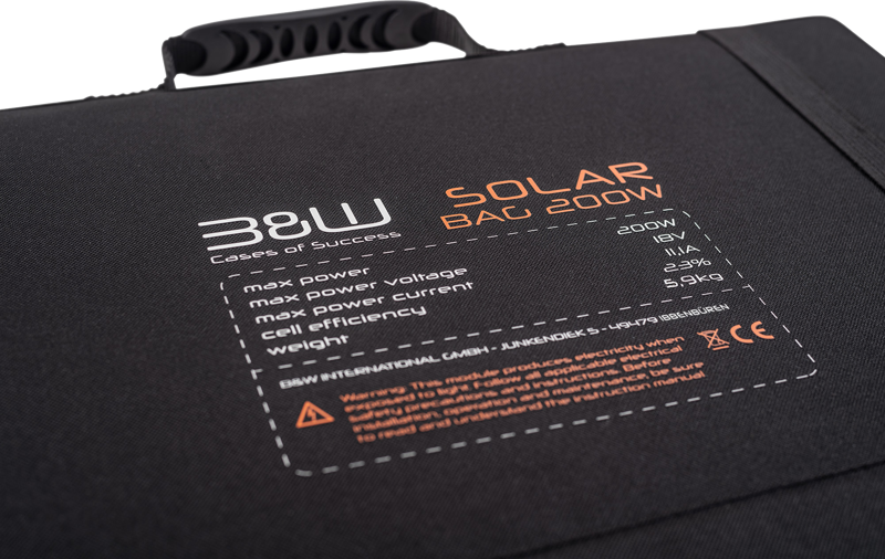 800q-03_123709 B&W Outdoor Cases energy.case - solar panel 200W -aurinkopaneeli