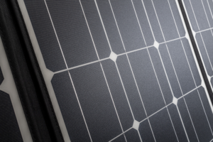 800q-05_123708 B&W Outdoor Cases energy.case - solar panel 100W -aurinkopaneeli