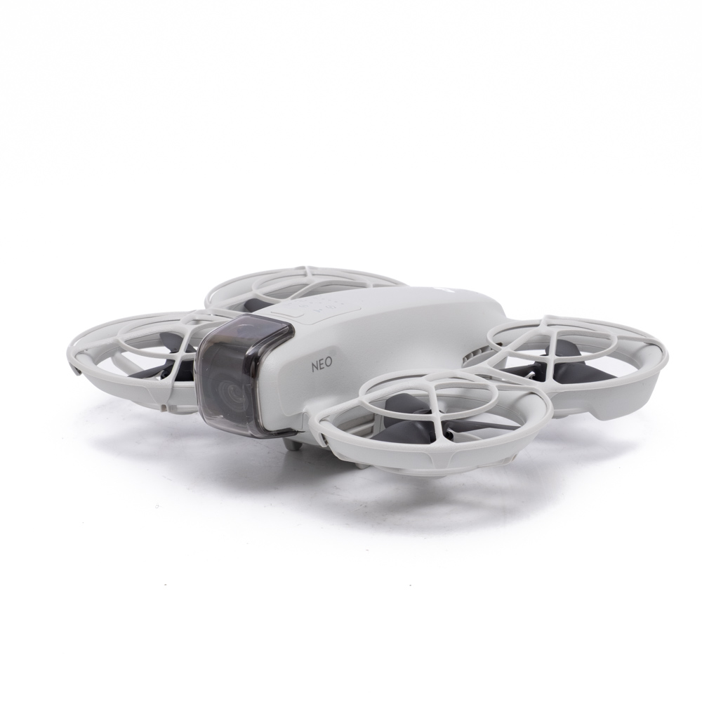 DJI Neo drone-1 DJI Neo Fly More Combo (sis. ALV 25,5%, takuu 12kk) - Käytetty