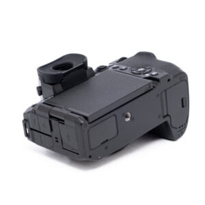 Fujifilm X-H2S-2C00498-5 Fujifilm X-H2s (SC 9100, takuu 12kk, sis. ALV 25,5%) - Käytetty