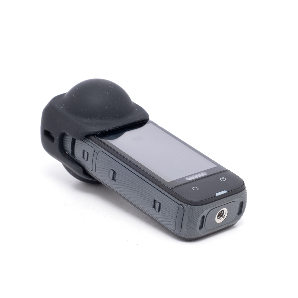 Insta360 x4 setti-3 Insta360 X4 - 360-kamerasetti (Takuu 6kk) - Käytetty