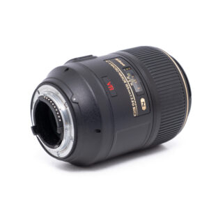 Nikkor 105mm f2.8G ED-3 Nikon AF-S Micro-Nikkor 105mm f/2.8G VR ED - Käytetty