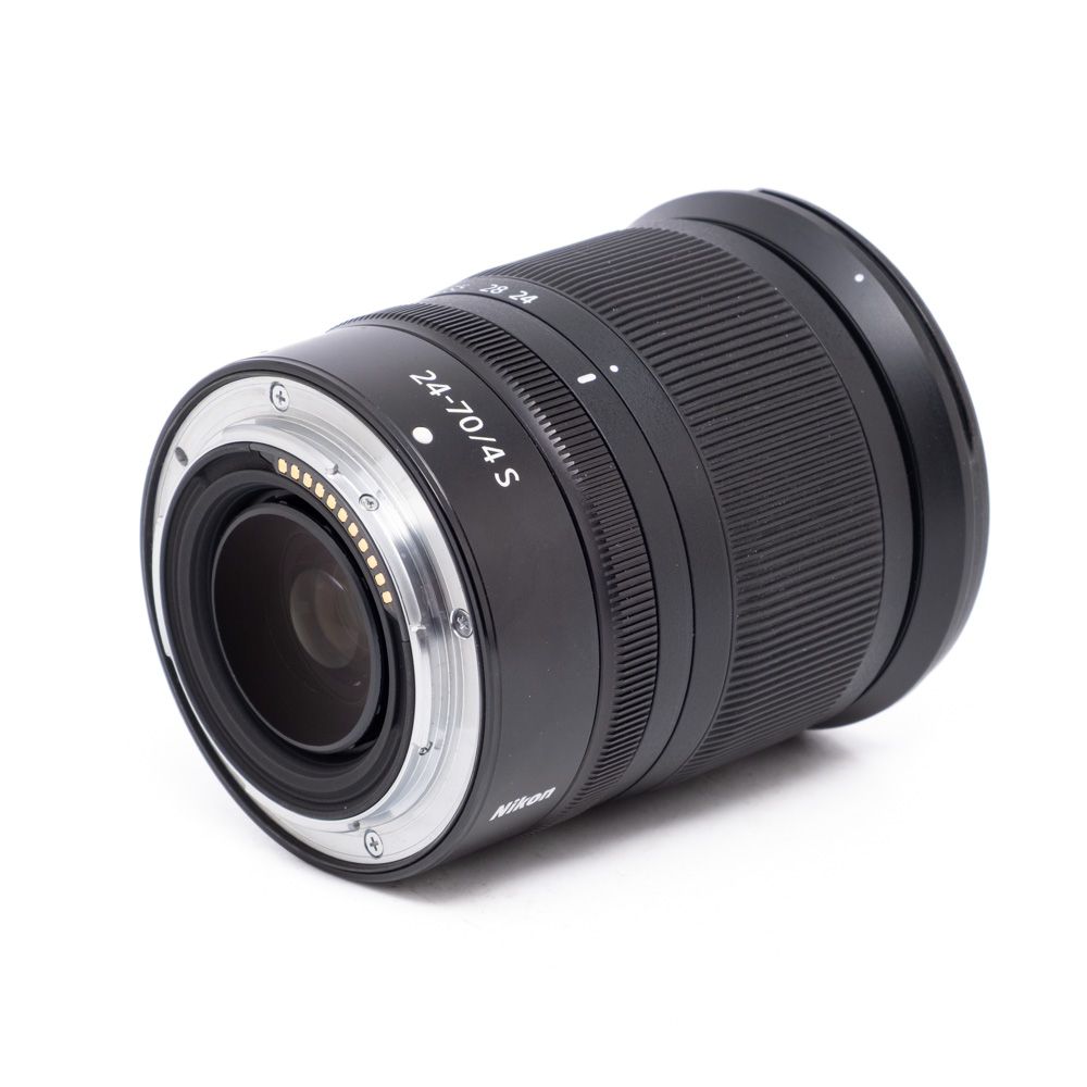 Nikkor Z 24-70mm f4-3 Nikon Nikkor Z 24-70mm f/4 S (Kunto K5, takuu 6kk) - Käytetty