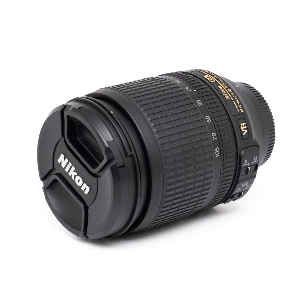 Nikon 18-105mm f3.5-5.6-1 Nikon AF-S DX Nikkor 18-105mm f/3.5 - 5.6 ED VR - Käytetty