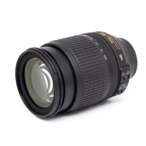 Nikon 18-105mm f3.5-5.6-2 Nikon AF-S DX Nikkor 18-105mm f/3.5 - 5.6 ED VR - Käytetty