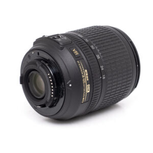 Nikon 18-105mm f3.5-5.6-3 Nikon AF-S DX Nikkor 18-105mm f/3.5 - 5.6 ED VR - Käytetty