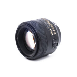 Nikon 85mm f18 G-2-2 Nikon AF-S Nikkor 85mm f/1.8 G - Käytetty