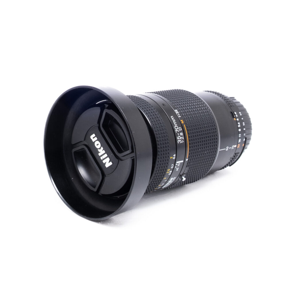 Nikon AF Nikkor 35-70mm f/2.8 - Käytetty
