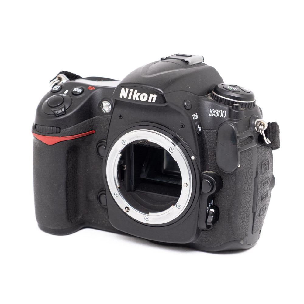 Nikon D300-2 Nikon D300 (SC 36000) - Käytetty