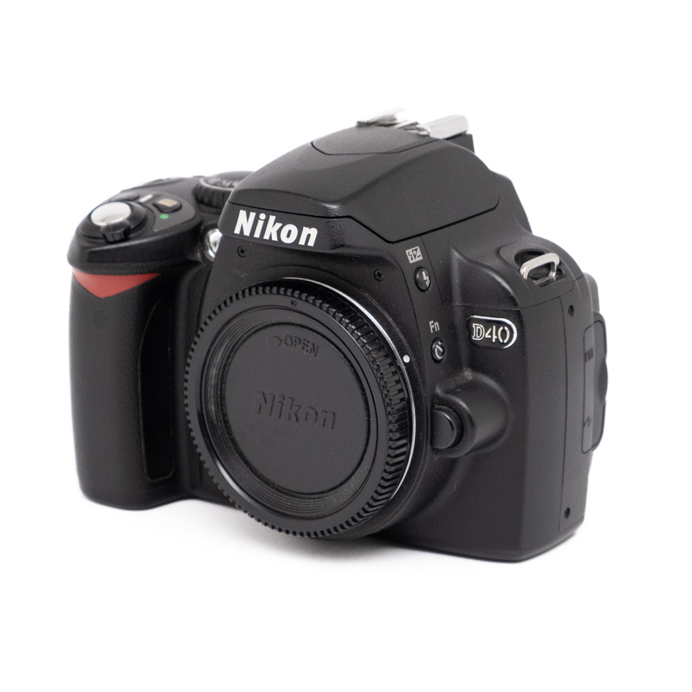 Nikon D40-1 Nikon D40 (SC 24000)- Käytetty