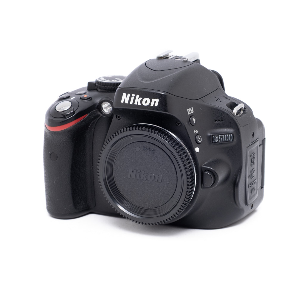 Nikon D5100-1 Nikon D5100 (SC 11000) - Käytetty