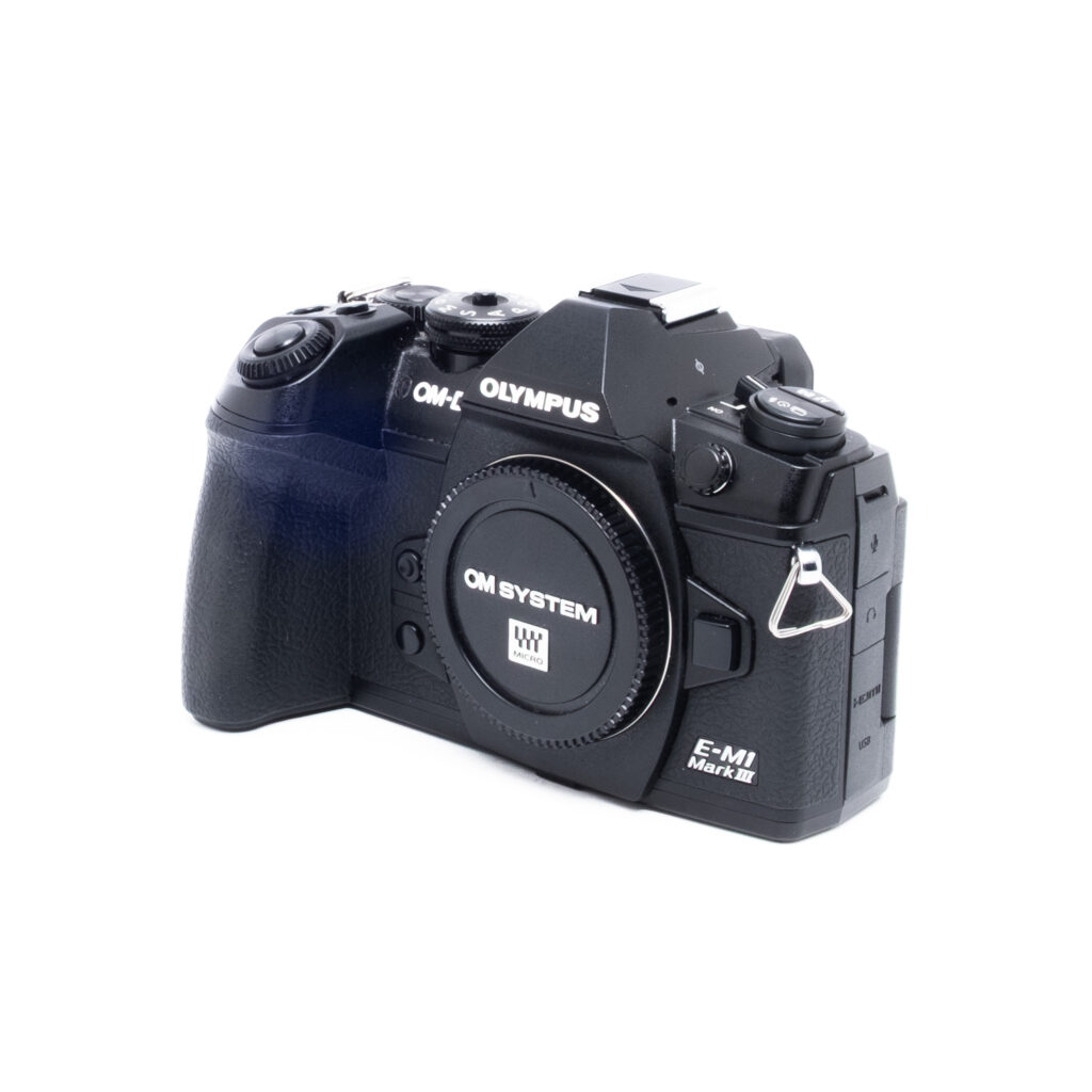 Olympus E-M1 Mark III-5 Olympus OM-D E-M1 Mark III (SC 4000, Kunto K5) - Käytetty