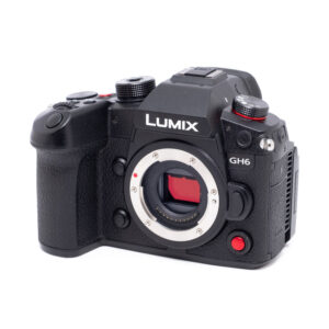 Panasonic Lumix GH6-2 Panasonic Lumix GH6 (SC 15500, takuu 6kk, sis. ALV25,5%) - Käytetty