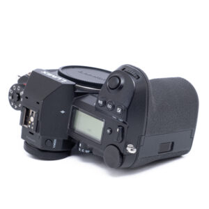 Panasonic Lumix S1-4 Panasonic Lumix DC-S1 (SC 17800, takuu 6kk, sis. ALV 25,5%) - Käytetty