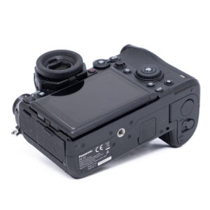 Panasonic Lumix S1-5 Panasonic Lumix DC-S1 (SC 17800, takuu 6kk, sis. ALV 25,5%) - Käytetty