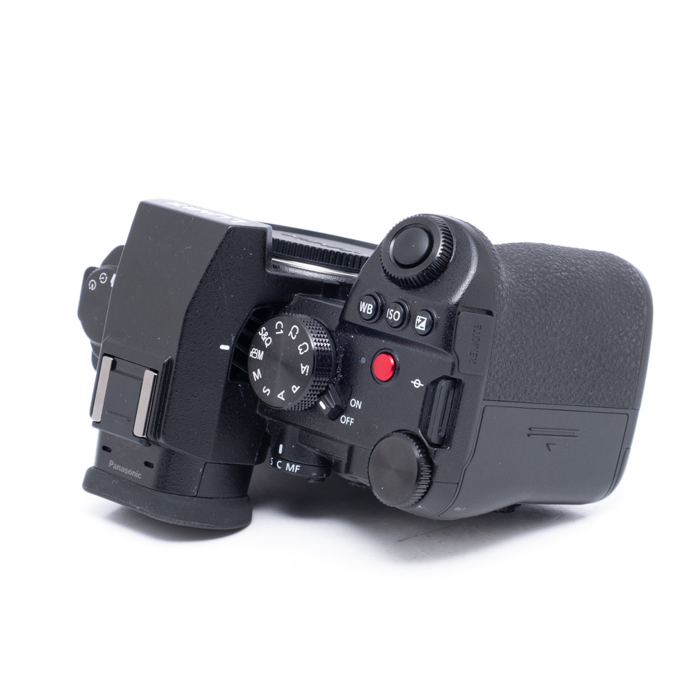 Panasonic Lumix S5II-4 Panasonic Lumix S5 II (SC 14000, Takuu 6kk, sis. ALV 25,5%) - Käytetty