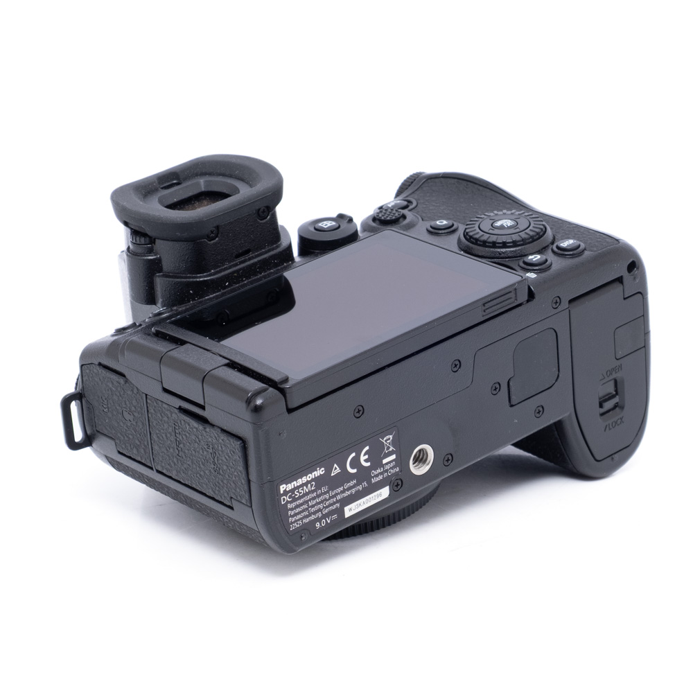 Panasonic Lumix S5II-5 Panasonic Lumix S5 II (SC 14000, Takuu 6kk, sis. ALV 25,5%) - Käytetty