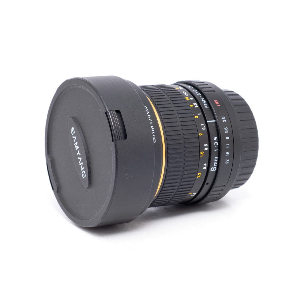 Samyang 8mm f3.5 canon ef-1 Samyang 8mm f/3.5 Fisheye CS Canon EF-S - Käytetty