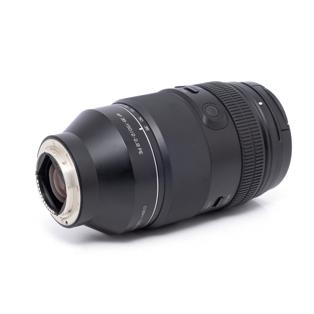 Samyang AF 35-150mm f2-2.8 Sony-3 Samyang AF 35-150mm f/2-2.8 Sony FE (takuu 6kk) - Käytetty