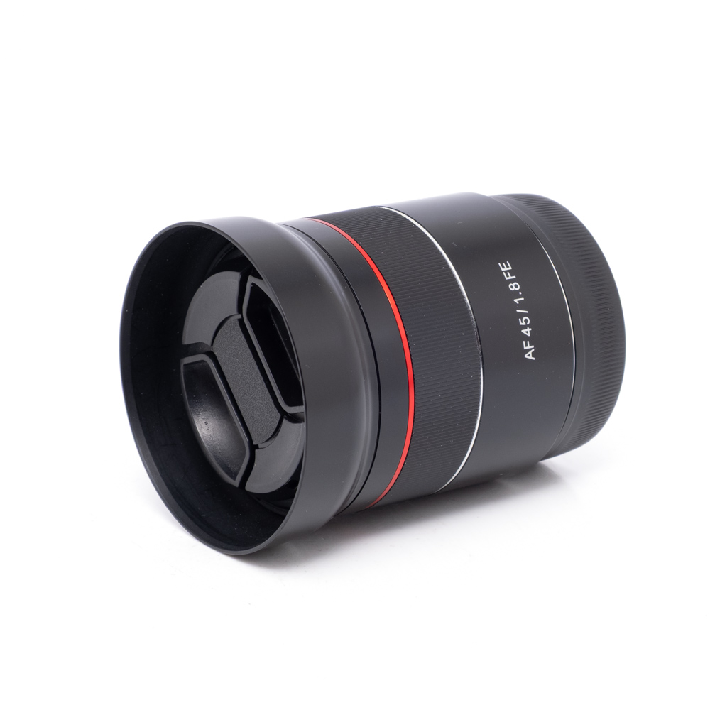 Samyang AF 45mm f1.8 FE-1 Samyang AF 45mm f/1.8 Sony FE - Käytetty