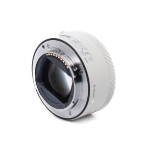 Sony 2x-1 Sony FE 2x Tele Converter (Kunto K5, takuu 6kk) - Käytetty