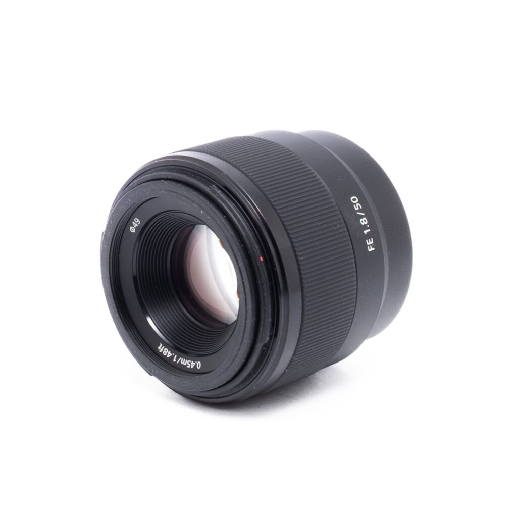 Sony 50mm f18-2-7 Sony FE 50mm f/1.8 (Kunto K5) - Käytetty