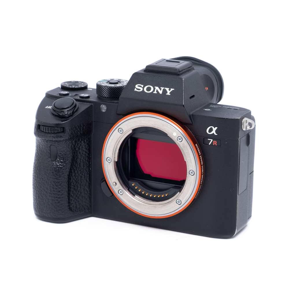 Sony A7R III-2-2 Sony A7R III (SC 94000) – Käytetty